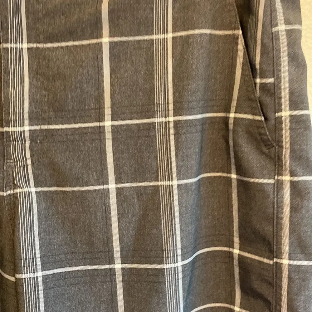 Elysian- men’s plaid board shorts- Size 36